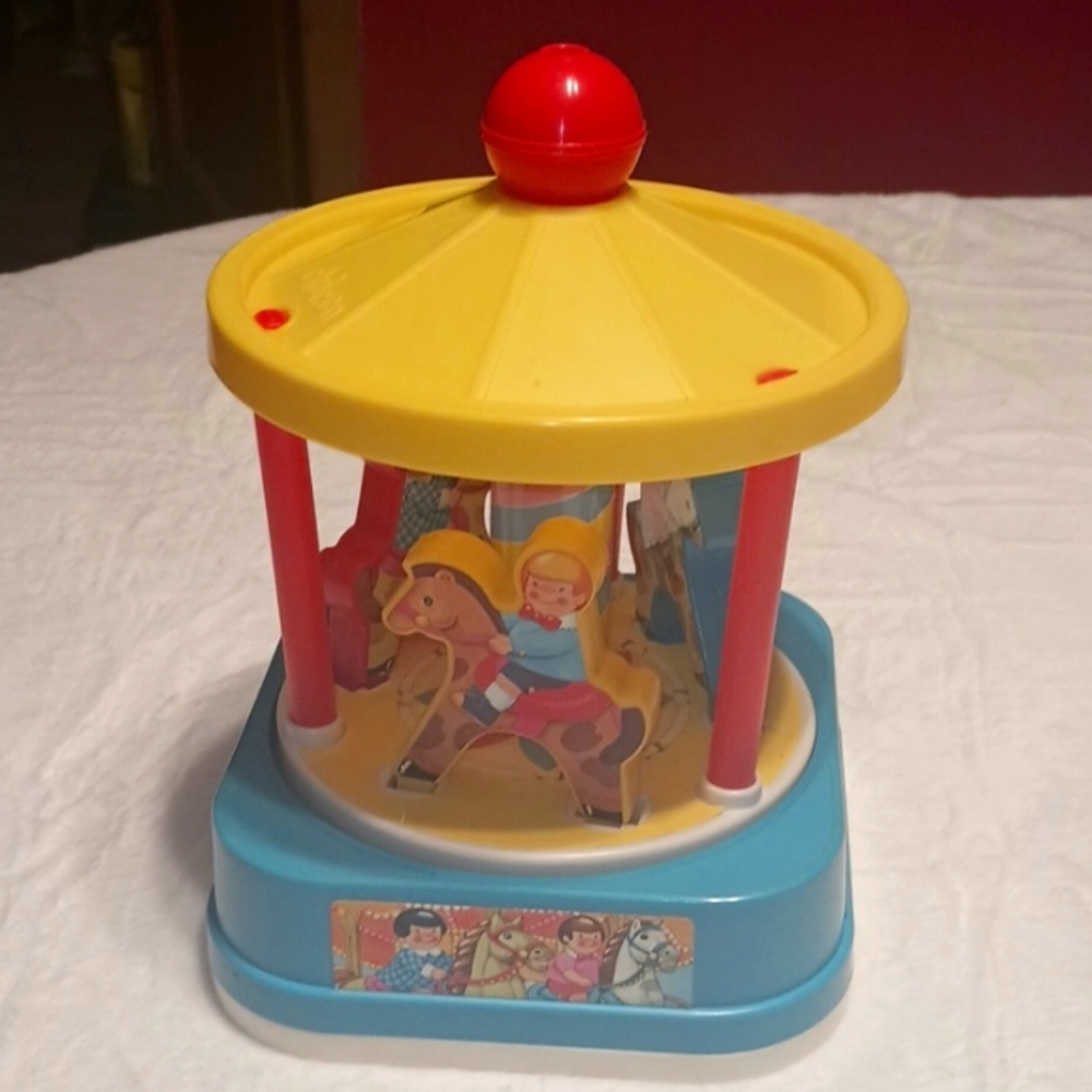Chicco Vintage Carousel 🎠 - Picture 3 of 7